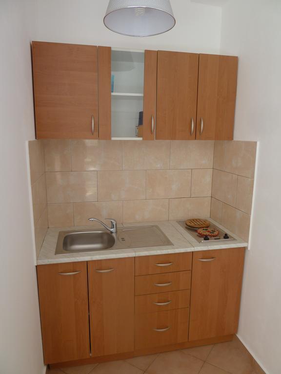 Rose Apartments Icici Quarto foto